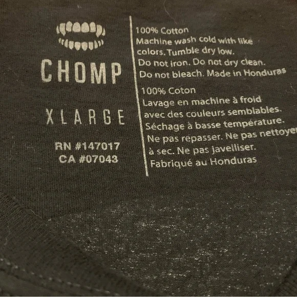Chomp Black shirt. Size XL - Picture 6 of 6